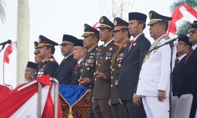 Momen Peringatan Hari Detik-Detik Proklamasi, Danrem 042/Gapu Tegakkan Komitmen TNI Menjaga Kedaulatan NKRI