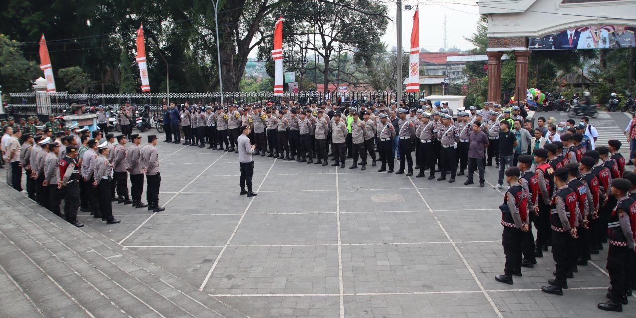 330 Personil Gabungan Siap Amankan Pawai Pembangunan Dalam Rangka Memperingati HUT Ke-79 Kemerdekaan RI Tahun 2024 Di Provinsi Jambi.