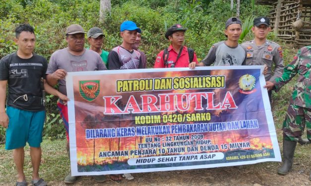 Cegah Karhutla Babinsa Laksanakan Patroli