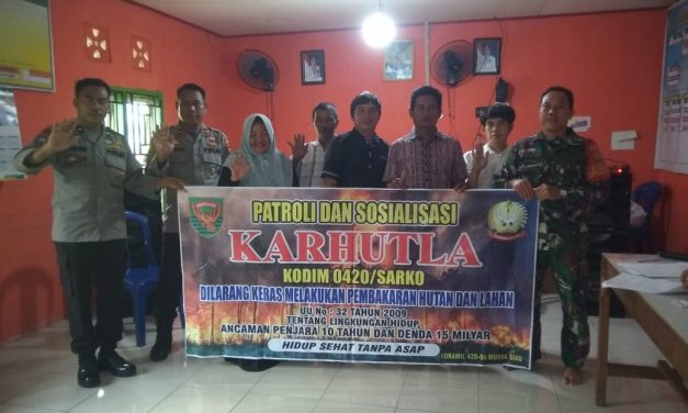 Babinsa Laksanakan Sosialisasi Karhutla di Desa Talang Paruh, Serda Andi Kurniawan Ingatkan Bahaya Kebakaran Hutan dan Lahan