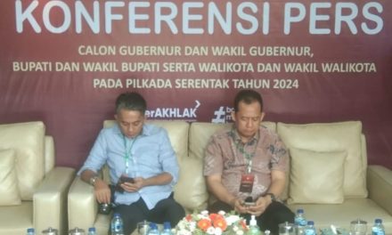 Bambang Bayu Suseno (BBS) dan Junaidi Mahir (JUN) Calon Bupati dan Wakil Bupati periode 2024-2029 menjalani tes kesehatan sebagai persyaratan Pilkada Muaro Jambi