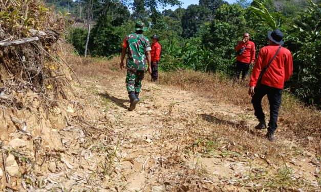 Babinsa Koramil 420-07/ Sei Manau Melaksanakan Sosialisasi Dan Patroli Pencegahan Karhutla Di Wilayah
