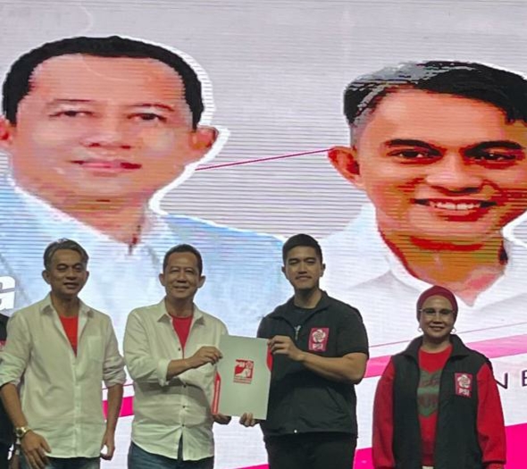 Bambang Bayu Suseno akhirnya memilih Jun Mahir sebagai wakilnya untuk maju di Pilkada Muaro Jambi mendatang.