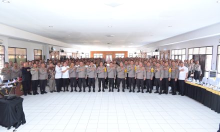 Wakalemdiklat Polri berikan arahan kepada Personel Polda Jambi dalam rangka Pengkajian Anev Program Prioritas Diklat Polri