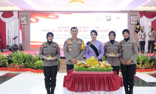 Kepolisian Daerah Jambi Menggelar Kegiatan Syukuran Hari Jadi Ke-76 Polwan RI Tahun 2024