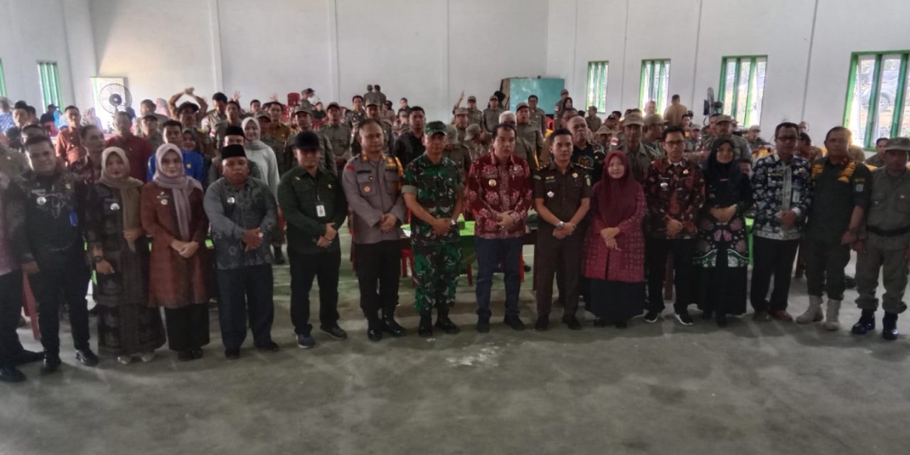 Danramil 420-09/Bangko Mayor Inf Adi Hernizam Hadiri Rapat Kerja Kades Se-Kabupaten Merangin