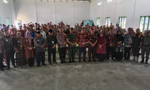 Danramil 420-09/Bangko Mayor Inf Adi Hernizam Hadiri Rapat Kerja Kades Se-Kabupaten Merangin