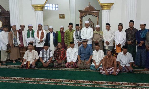 Kegiatan Kecamatan JASUKE (Jaluko Subuh Keliling) di laksanakan di Masjid RAUDHATUL JANNAH Mendalo Darat.