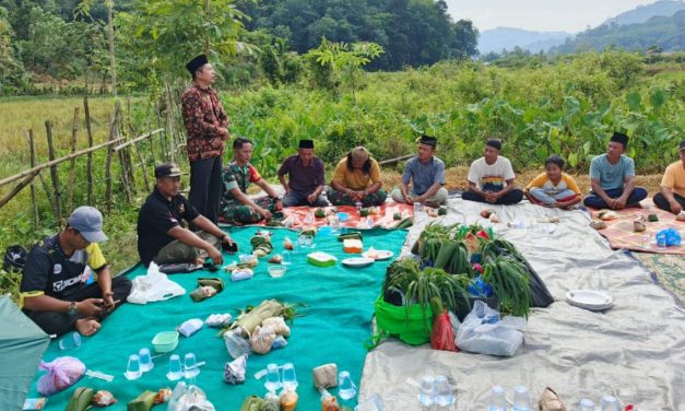 Babinsa Hadiri Musyawarah Dan Doa Bersama Dengan Warga Binaan Menjelang Awal Cocok Tanam Padi Sawah