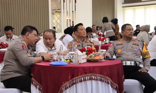Kapolresta Jambi Hadiri Hari Jadi Polda Jambi Ke-28 Tahun 2024.