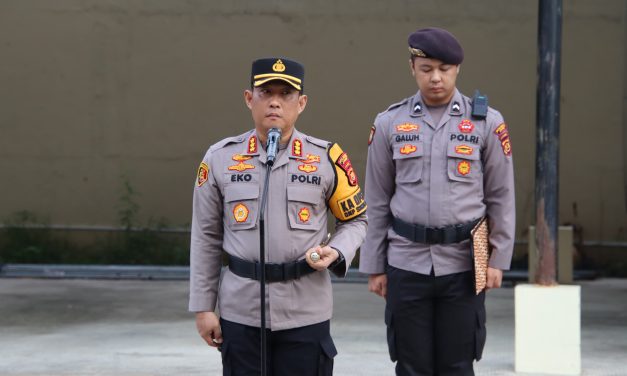 1 Personel PNS Polri Polresta Jambi Naik Pangkat Periode 1 Oktober 2024.