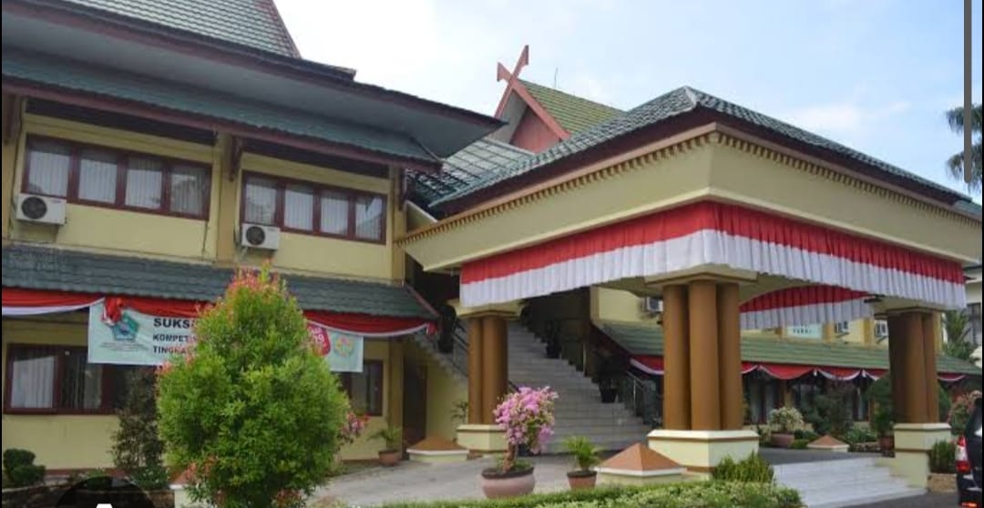 Kanwil Agama Provinsi Jambi Diduga Memperbolehkan Diadakan nya pungli  di sekolah  MAN Model  kota Jambi