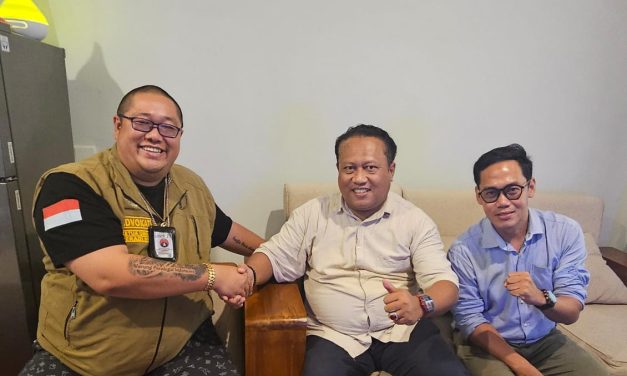 Dua Advokat Kawakan Advokat Donny Andretti, S.H., S.Kom., M.Kom., C.Md. dan Advokat & Kurator Lukman Muhajir, S.H., M.H., CRA. Bekerjasama.