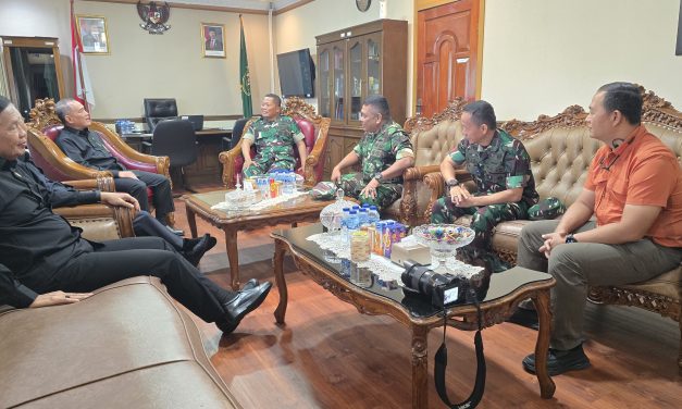 Pererat Sinergisitas, Danrem 042/Gapu Lakukan Kunjungan ke Kantor Kepala Pengadilan Tinggi Jambi