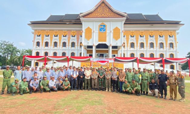 Dandim 0420/Sarko Hadiri Apel Siaga Satlinmas di Kantor Bupati Merangin