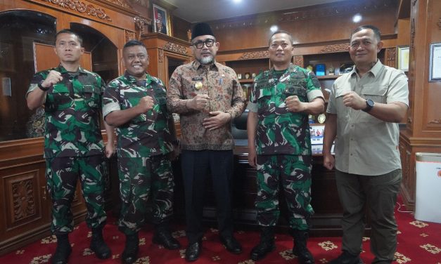Danrem 042/Gapu Lakukan Kunjungan dan Silaturahmi dengan Pjs. Gubernur Jambi, Bahas Sinergi Pilkada Serentak 2024