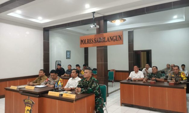 Pabung Kodim 0420/Sarko Mayor Chk Dedy Afrizal Ikuti Vicon Kesiapan Pengamanan Pilkada Serentak 2024 di Polres Sarolangun