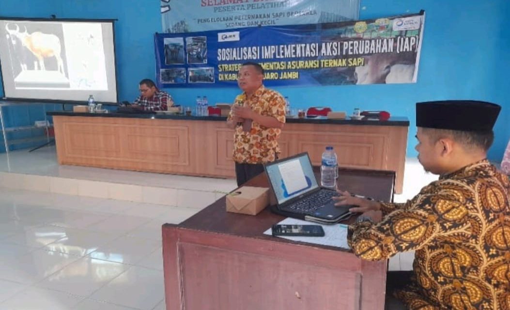 Sosialisasi Implementasi Asuransi Ternak Sapi Di Kabupaten Muaro Jambi Untuk Tingkatkan Kesejahteraan Peternak.