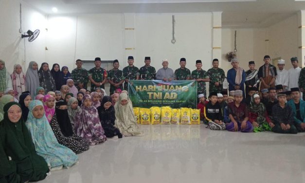 TNI AD Berjuang Bersama Rakyat, Dandim 0420/Sarko Safari Subuh dan Berbagi Kasih dengan Anak Yatim Piatu