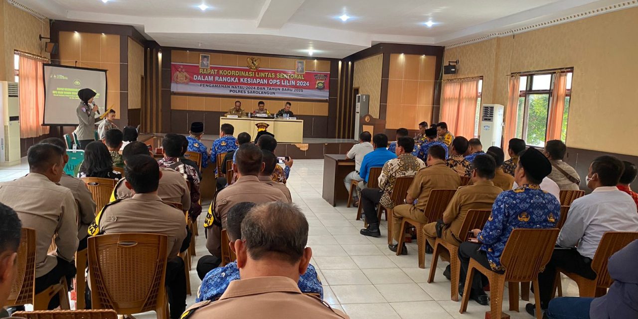 Sinergi Lintas Sektoral untuk Keamanan Sarolangun Pabung Kodim 0420/Sarko Hadiri Rapat Ops Lilin 2024