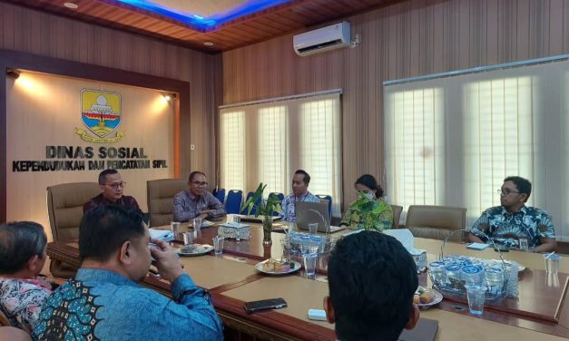 Dinas Sosialdukcapil Provinsi Jambi menerima Kunjungan Kerja Kemenpanrb dan Biro Organisasi Provinsi Jambi 2024