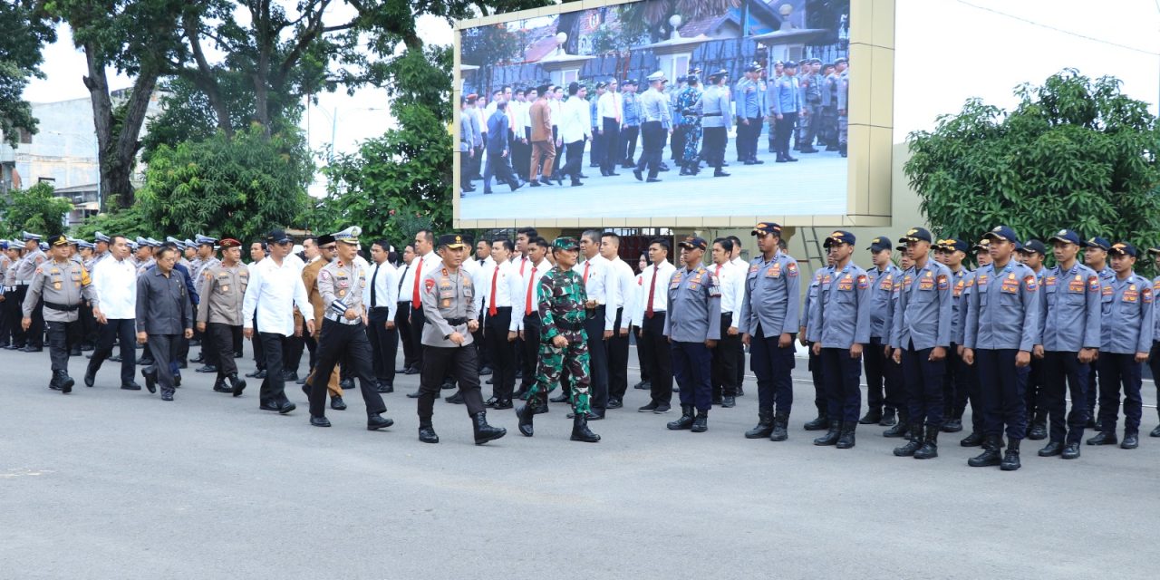 Polda Jambi Gelar Apel Pasukan Ops Lilin 2025 Dalam Rangka Pengamanan Natal 2024 dan Tahun Baru 2025