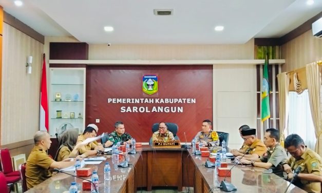 “Mewujudkan Keamanan Perayaan Akhir Tahun Dandim 0420/Sarko Pimpin Rapat Koordinasi di Sarolangun”