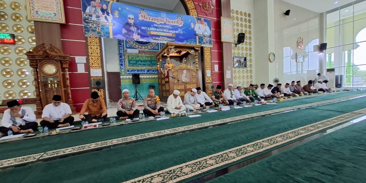 “Zikir Bersama dalam HUT Ke-75 Kabupaten Merangin, TNI/POLRI dan Masyarakat Doakan Kemajuan Merangin”
