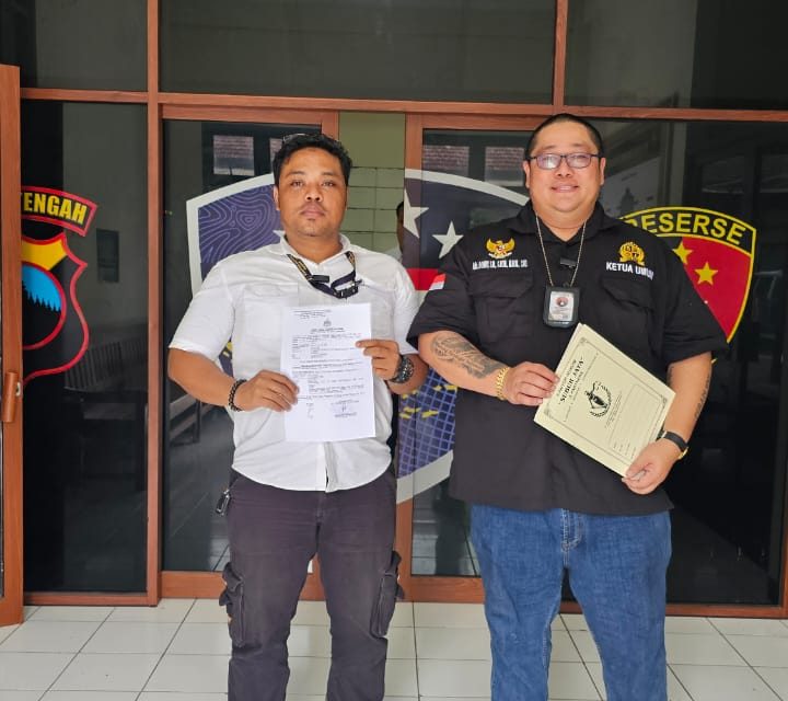 Panji Pimred Media Patroli86.com didampingi Kuasa Hukumnya Advokat Donny Andretti, S.H., S.Kom., M.Kom., C.Md. Hadir di DITRESSIBER POLDA JATENG.