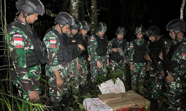 Patroli Malam Satgas Yonzipur 5/ABW Gagalkan Penyeludupan Miras Ilegal