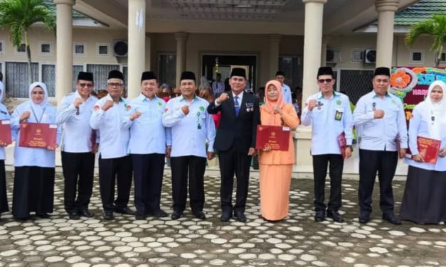 Kemenag Muaro Jambi Menggelar Upacara Bendera dalam Rangka Peringatan Hari Amal Bhakti (HAB) Ke-79 Tahun 2025