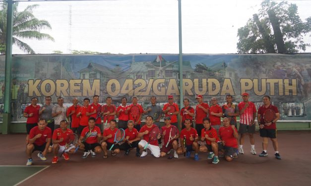 Jalin Silaturahmi, Korem 042/Gapu gelar pertandingan persahabatan Tenis Lapangan dengan Pengurus Pelti Prov. Jambi