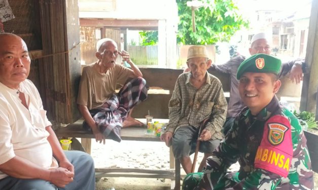 Tingkatkan Keharmonisan, Serda Firman Aprinaldi Adakan Komsos dengan Warga Desa Kungkai