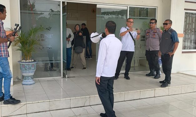 Dugaan Korupsi Pembangunan Gedung Kantor Lurah dan Jembatan di Aur Kenali, Kadis PUPR Didesak Bertanggung Jawab