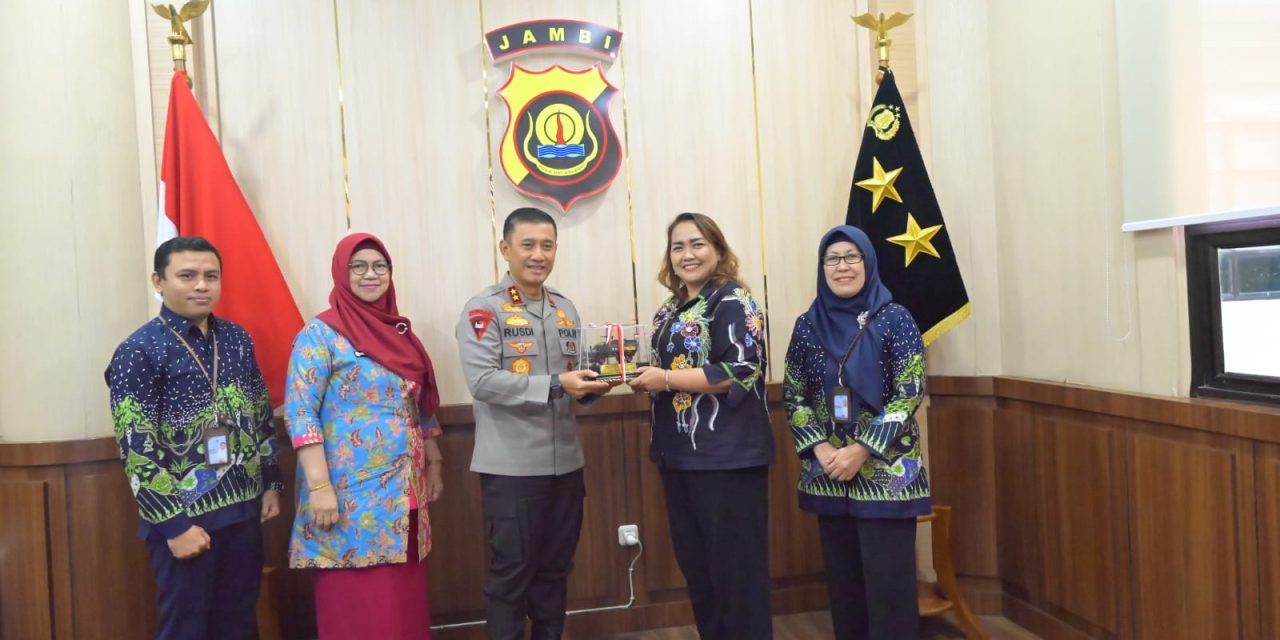 Kapolda Jambi dan Kepala BPOM Jambi Perkuat Sinergi Pengawasan Obat dan Makanan