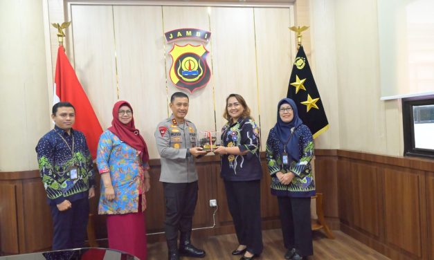 Kapolda Jambi dan Kepala BPOM Jambi Perkuat Sinergi Pengawasan Obat dan Makanan