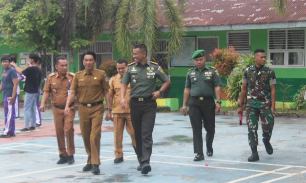 Dandim 0420/Sarko Gelorakan Semangat Srigernas (Sriwijaya Gelorakan Nasionalisme), Pimpin Upacara Bendera di SMAN 1 Merangin