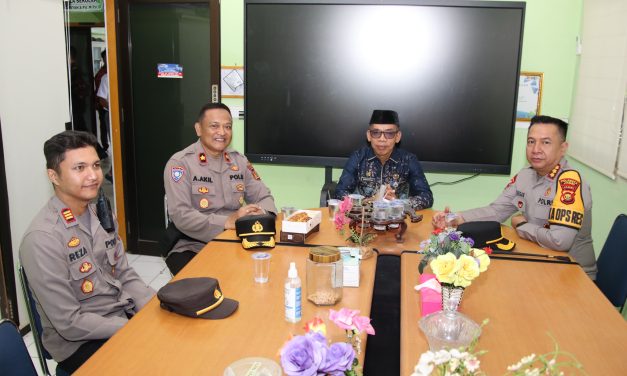 Antisipasi Kenakalan Remaja, Kapolresta Jambi Gelar Sosialisasi dan Tatap Muka di SMA Negeri 1