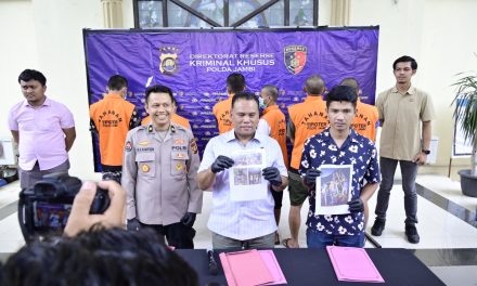 Polda Jambi Berhasil Amankan Tiga Pelaku Penambangan Minyak Ilegal di Desa Bukit Subur Unit VII, Kecamatan Bahar Selatan