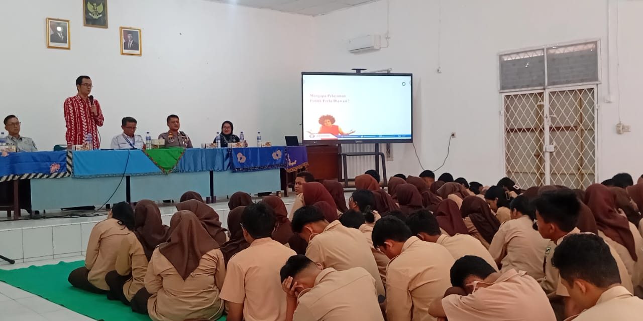 Ciptakan Budaya Tertib Lalu Lintas ,Satlantas Polresta Jambi Beri Penyuluhan di SMAN 4 Kota Jambi