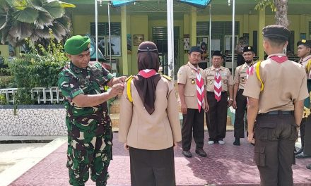 Pelantikan Saka Wirakartika Di SMA 12 Merangin Dibuka Kasdim 0420/Sarko Mayor Inf Usman S.Ag, MPd.I Angkatan XIII Tahun 2025
