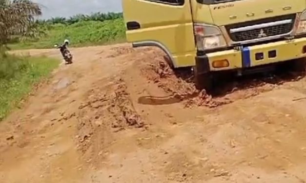 Diduga, Oknum Polri Berinisial “G” Mengawal Minyak Ilegal Di KM 51 Batanghari