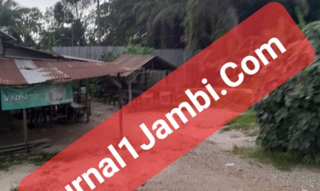 Gudang BBM illegal Diduga Milik Inisial “W” Di Jalan Auduri Jambi,Ini Penampakan Gudang nya!!