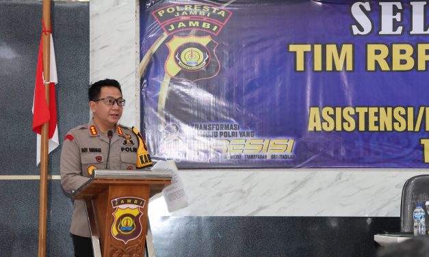 Kapolresta Jambi Terima Kunjungan Kerja Tim Asistensi Pembangunan ZI tahun 2025 Oleh RBP Rorena Polda Jambi.