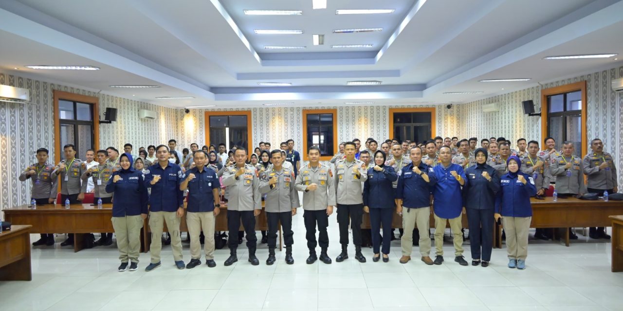 Bidhumas Polda Jambi Mengadakan Kegiatan Pelatihan Kehumasan Dalam Rangka Optimalisasi Peran Kehumasan Polri Dalam Pemenuhan Kebutuhan Informasi Kepada Masyarakat