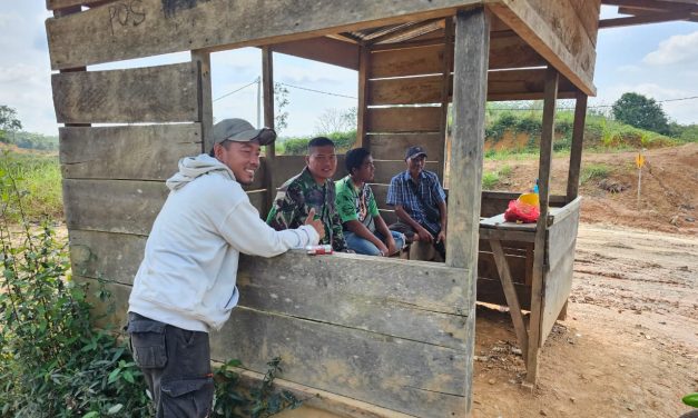 Pemantauan Wilayah Hutan Desa Lubuk Birah: Babinsa Serda Habibul Muin Pastikan Keamanan dan Kelestarian Alam