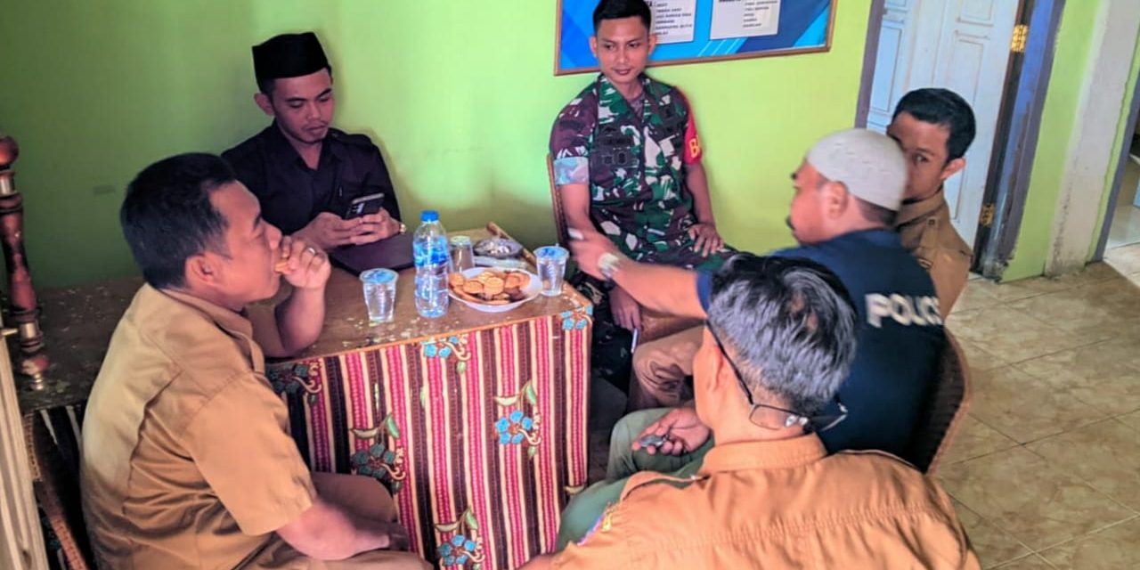 Komunikasi Sosial Babinsa di Desa Mampun, TNI dan Masyarakat Bersatu Membangun Desa