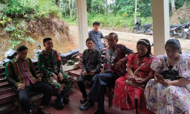 Tingkatkan Silaturahmi Melalui Komunikasi Sosial di Desa Guruh Baru Sarolangun