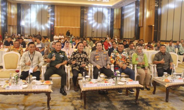 Kasdim 0418/Palembang Hadiri Rapat Pleno Penetapan Walikota dan Wakil Walikota Terpilih Kota Palembang Tahun 2024