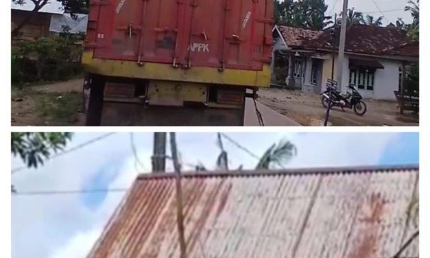 Kabel Listrik Warga Rusak, Truk Tronton Diduga Milik Akiang Jadi Sorotan